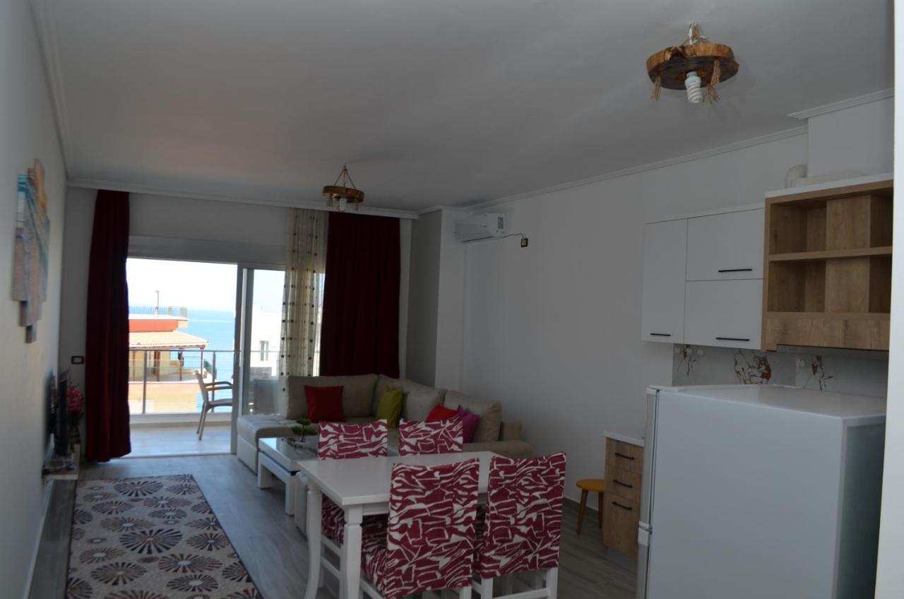 Akil Apartments Sarandë Exteriör bild