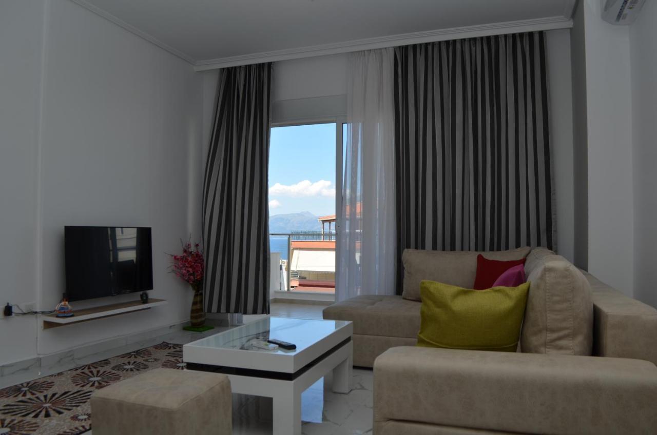 Akil Apartments Sarandë Exteriör bild