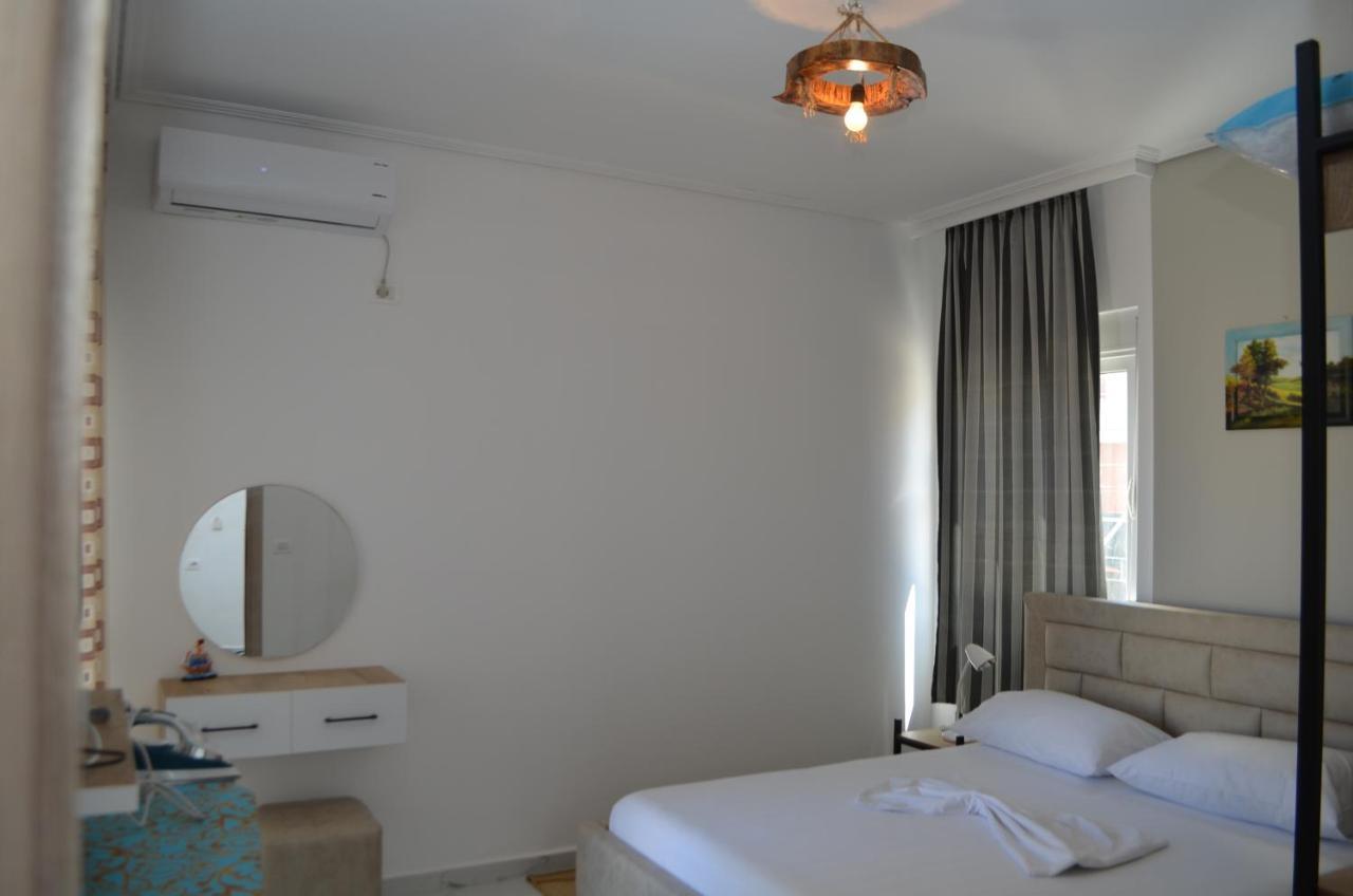 Akil Apartments Sarandë Exteriör bild