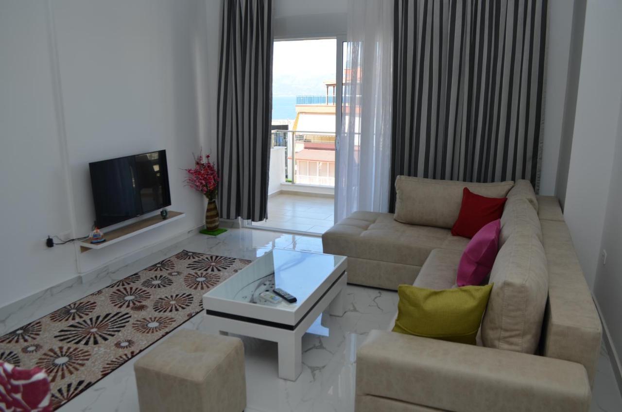 Akil Apartments Sarandë Exteriör bild